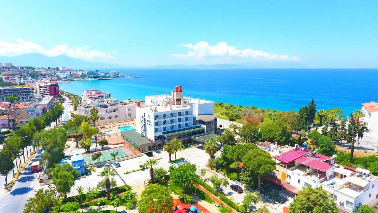 Ayma Beach Resort 쿠사다시