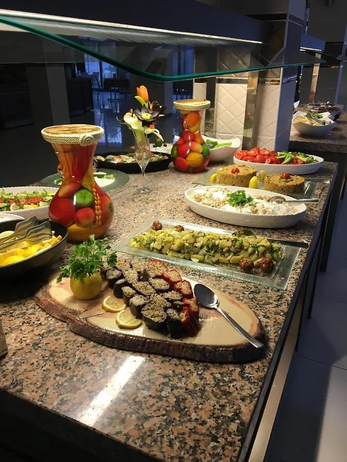 Ayma Beach Resort Kusadasi Hotel
